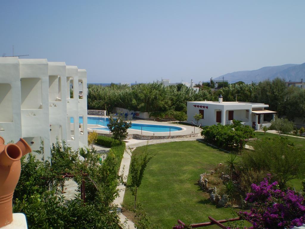 Hotel Angela Skyros Buitenkant foto