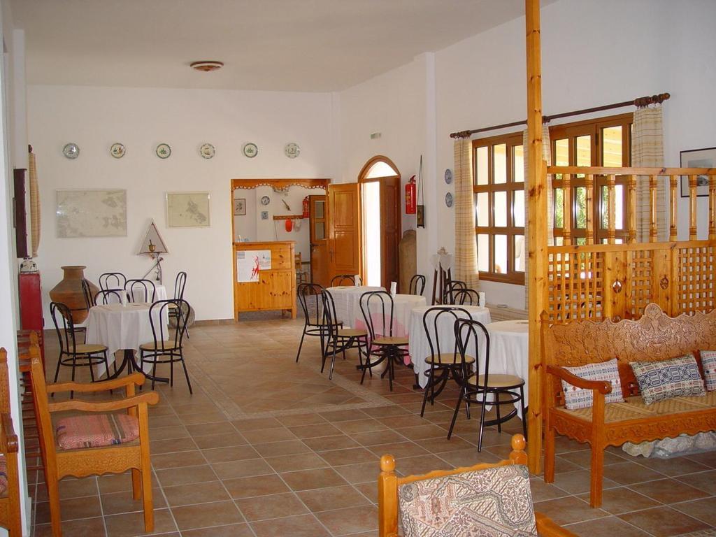 Hotel Angela Skyros Buitenkant foto